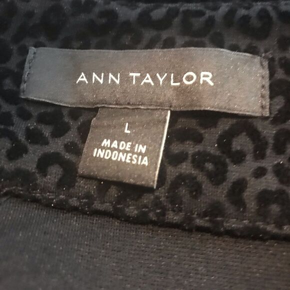 Ann Taylor Animal Print Midi Skirt Women's Size 10 Black Pencil Silhouette - Picture 7 of 9